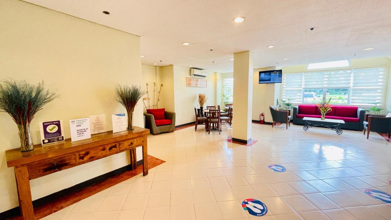 Microtel By Wyndham Tarlac Ngoại thất bức ảnh