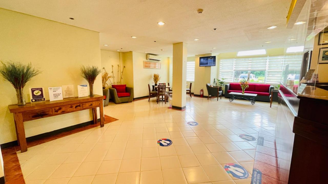 Microtel By Wyndham Tarlac Ngoại thất bức ảnh